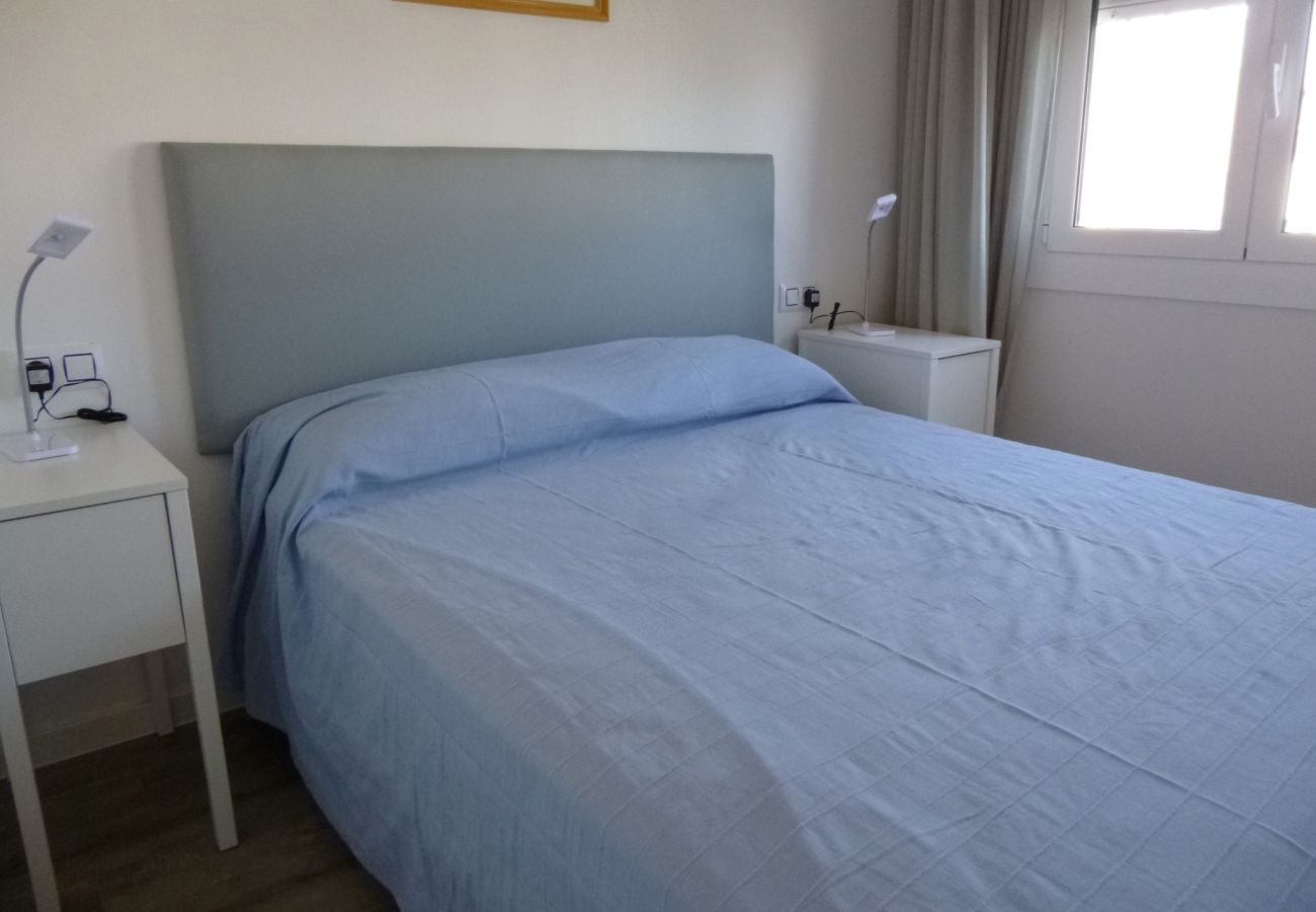 Ferienwohnung in Empuriabrava - 0022-BAHIA Appartement direkt am Strand mit WLAN