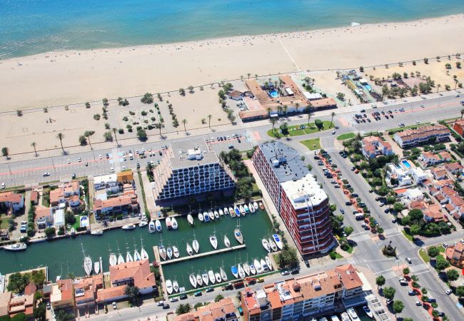Ferienwohnung in Empuriabrava - 0012-BAHIA Appartement in der Nähe vom Strand mit Parkplatz Ferienwohnung in Empuriabrava - 0012-BAHIA Appartement in der Nähe vom Strand mit Parkplatz
