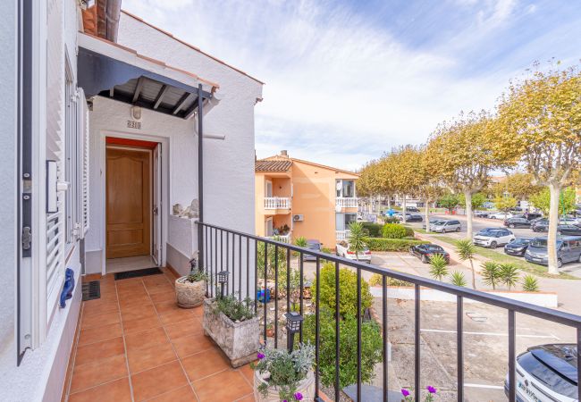 Ferienwohnung in Empuriabrava - 0012-BAHIA Appartement in der Nähe vom Strand mit Parkplatz Ferienwohnung in Empuriabrava - 0012-BAHIA Appartement in der Nähe vom Strand mit Parkplatz