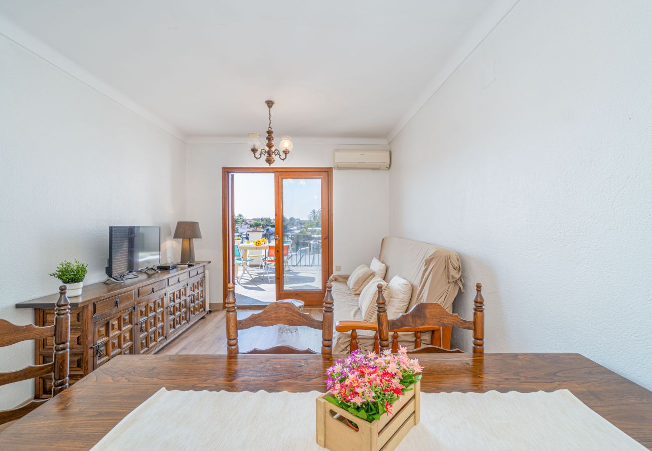 Ferienwohnung in Empuriabrava - 0169-PORT SEGRE Appartement mit Kanalblick