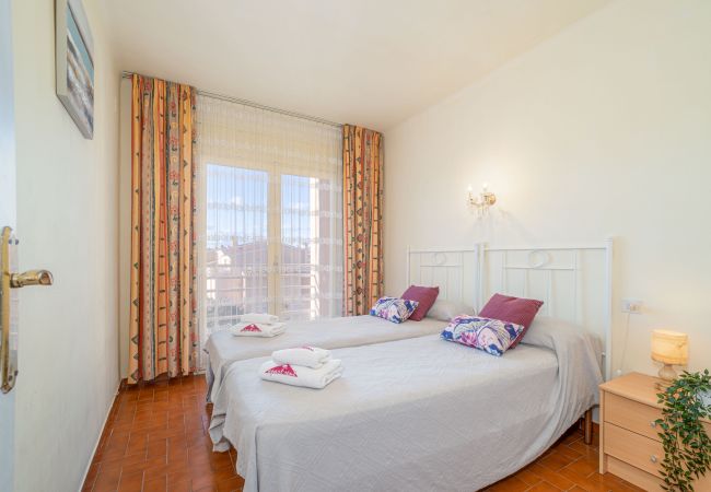 Ferienwohnung in Empuriabrava - 0071-GRAN RESERVA Appartement direkt am Strand Ferienwohnung in Empuriabrava - 0071-GRAN RESERVA Appartement direkt am Strand