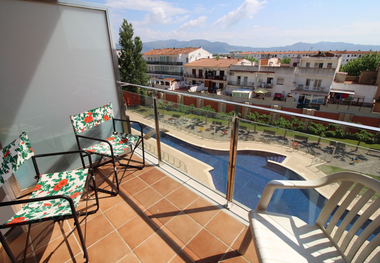 Ferienwohnung in Empuriabrava - 0149-PUIG ROM Appartment mit Gemeinschaftspool und Parkplatz