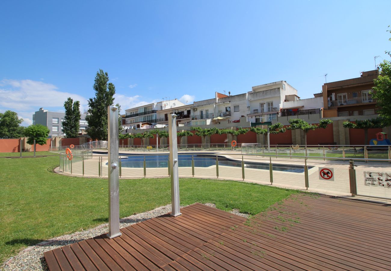 Ferienwohnung in Empuriabrava - 0149-PUIG ROM Appartment mit Gemeinschaftspool und Parkplatz