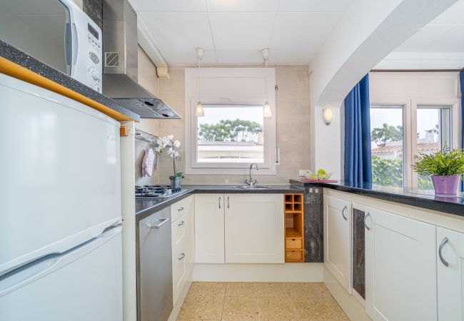 Villa in Empuriabrava - 0119-MONTSENY Haus mit Studio Villa in Empuriabrava - 0119-MONTSENY Haus mit Studio