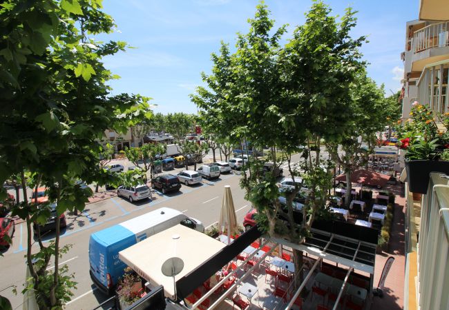 Studio in Empuriabrava - 0167-POBLAT TIPIC Studio im Strandnähe Studio in Empuriabrava - 0167-POBLAT TIPIC Studio im Strandnähe