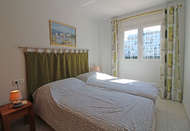 Ferienwohnung in Empuriabrava - 0163-PORT SALINS Appartement mit Kanalblick