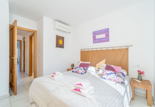 Ferienwohnung in Empuriabrava - 0155-PORT SALINS Appartement mit Kanalblick Ferienwohnung in Empuriabrava - 0155-PORT SALINS Appartement mit Kanalblick