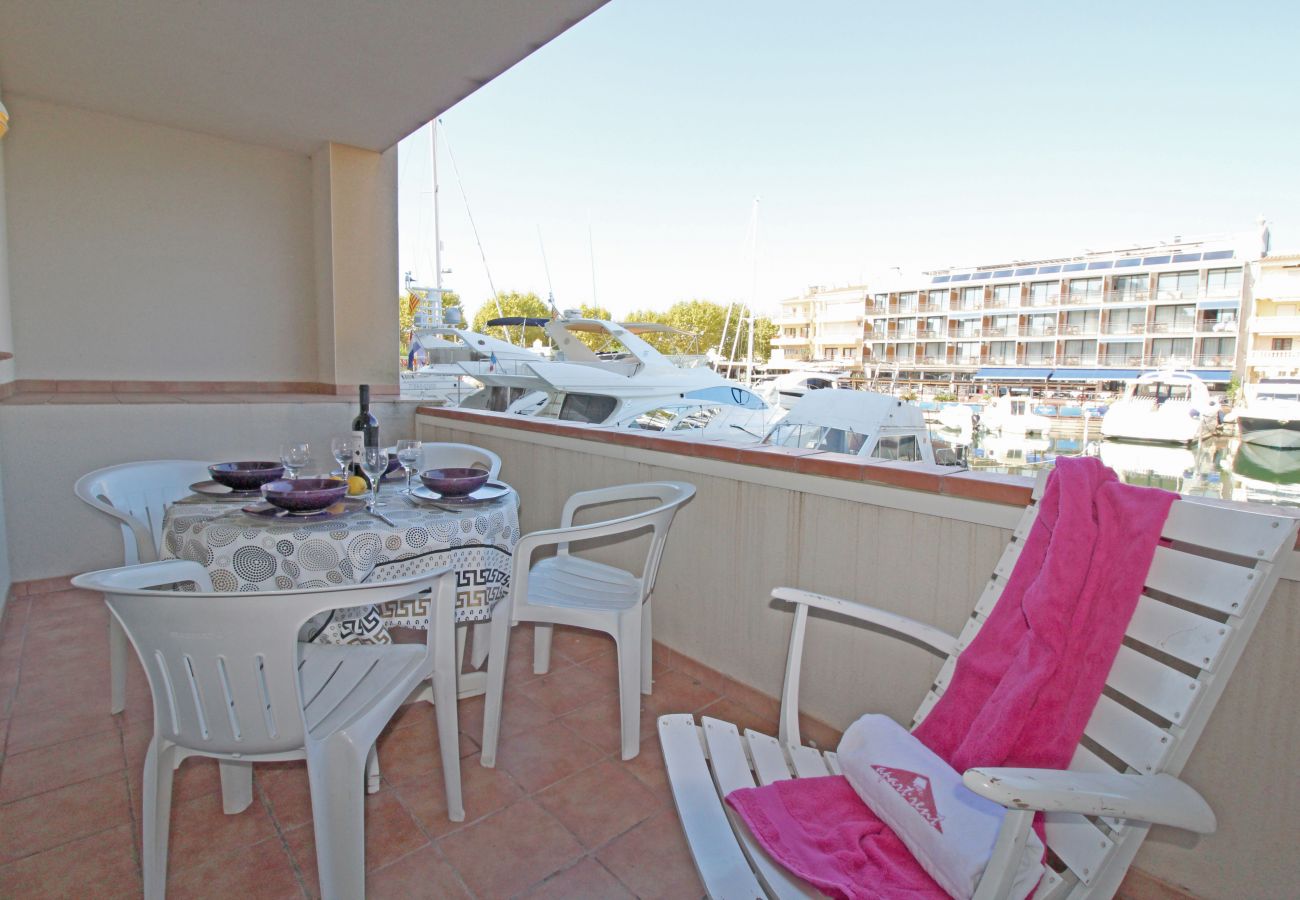 Ferienwohnung in Empuriabrava - 0155-PORT SALINS Appartment mit Kanalblick