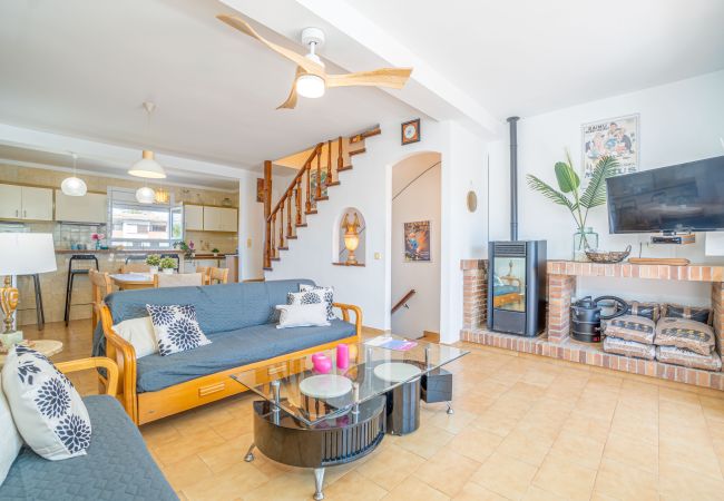 Villa in Empuriabrava - 0153-PORTO FINO Haus am Kanal mit Liegeplatz Villa in Empuriabrava - 0153-PORTO FINO Haus am Kanal mit Liegeplatz