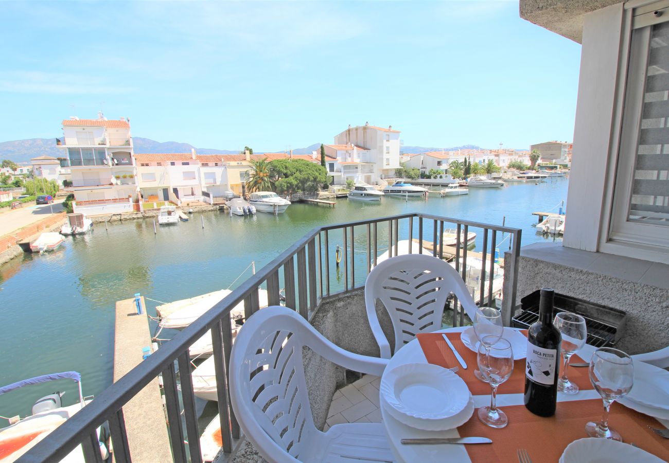 Ferienwohnung in Empuriabrava - 0139-ONADA Appartment mit Kanalblick