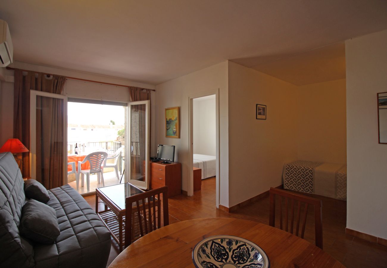 Ferienwohnung in Empuriabrava - 0139-ONADA Appartment mit Kanalblick