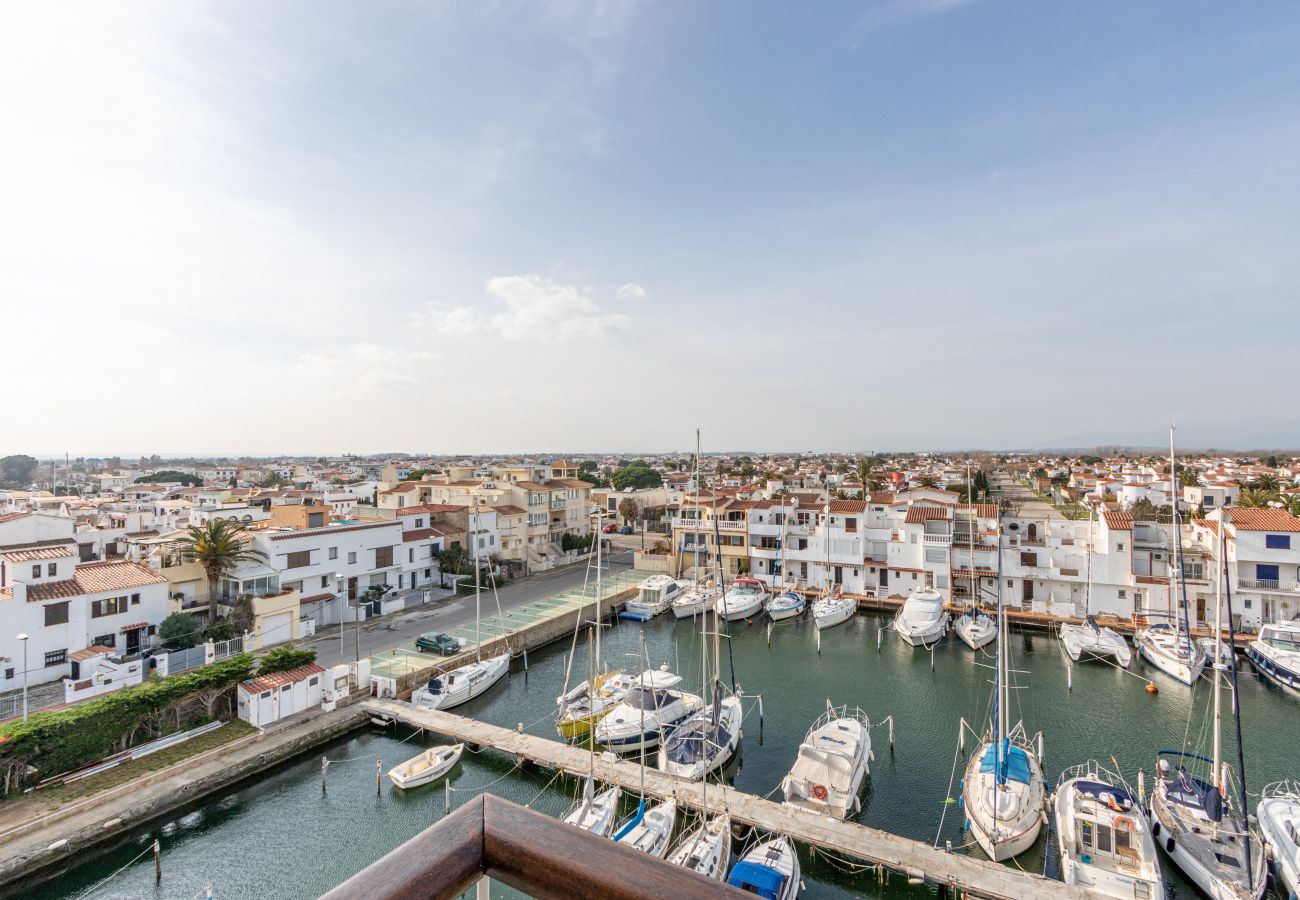 Ferienwohnung in Empuriabrava - 0162-PORT GREC Appartement mit Meer und Kanalblick