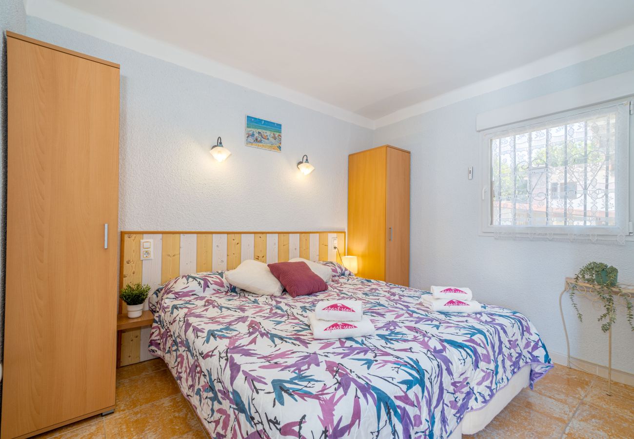 Villa in Empuriabrava - 0032-CARLIT Haus mit Garten und 3 Schlafzimmer
