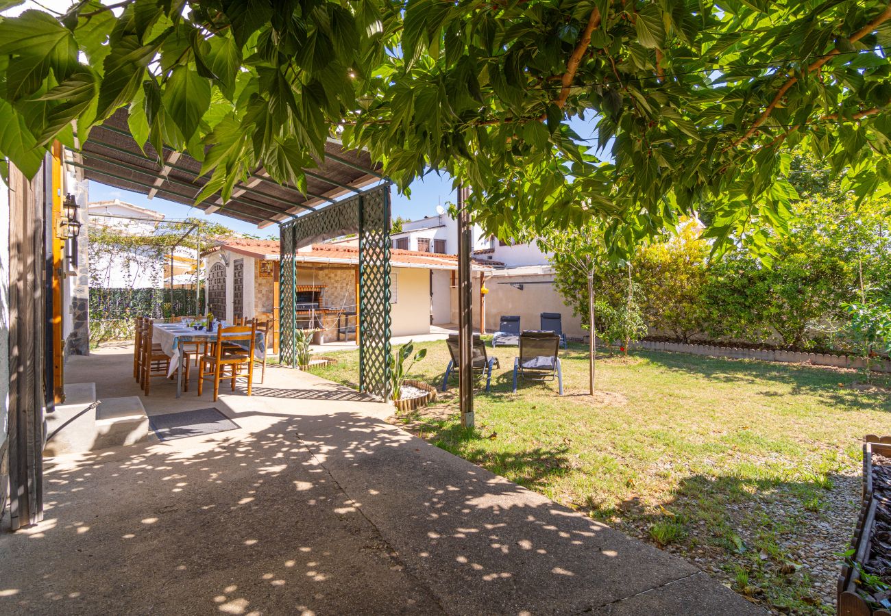 Villa in Empuriabrava - 0032-CARLIT Haus mit Garten und 3 Schlafzimmer