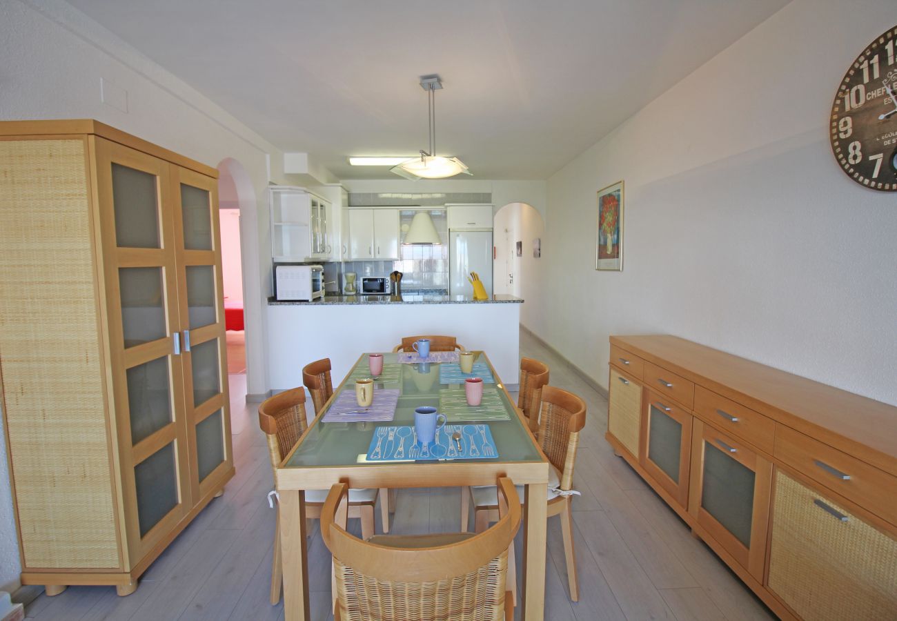 Ferienwohnung in Empuriabrava - 0183-SANT MAURICI Appartement mit Kanalblick und Parkplatz