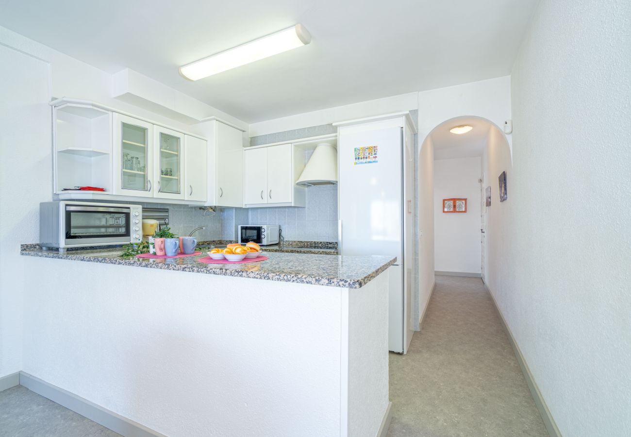Ferienwohnung in Empuriabrava - 0183-SANT MAURICI Appartement mit Kanalblick und Parkplatz