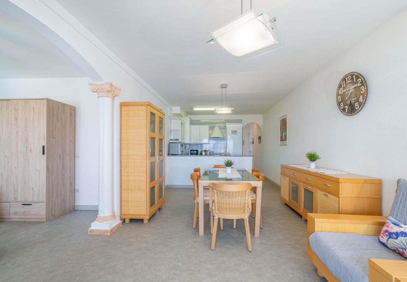 Ferienwohnung in Empuriabrava - 0183-SANT MAURICI Appartement mit Kanalblick und Parkplatz