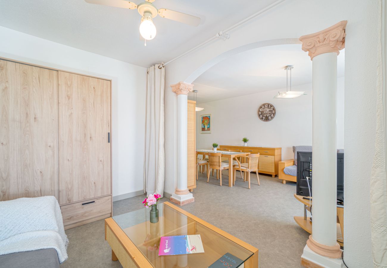 Ferienwohnung in Empuriabrava - 0183-SANT MAURICI Appartement mit Kanalblick und Parkplatz