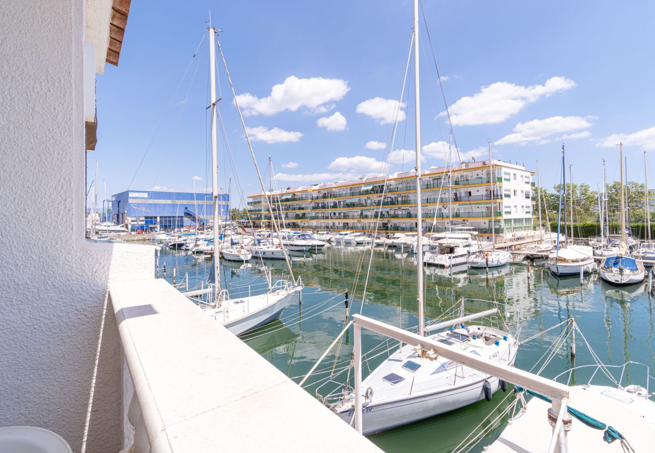 Ferienwohnung in Empuriabrava - 0131-PORT MOXO Appartment mit Kanalblick und Terrasse