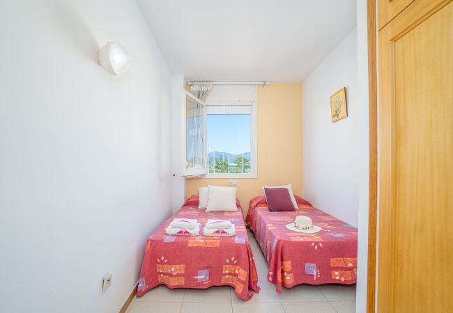 Ferienwohnung in Empuriabrava - 0132-PORT MOXO Appartment amb Kanal mit Blick Ferienwohnung in Empuriabrava - 0132-PORT MOXO Appartment amb Kanal mit Blick