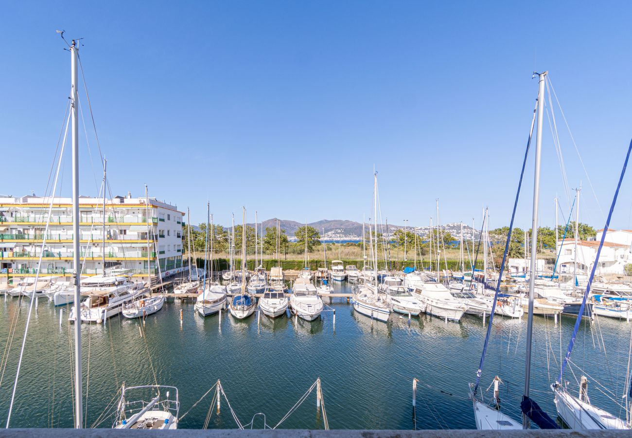 Ferienwohnung in Empuriabrava - 0132-PORT MOXO Appartment amb Kanal mit Blick