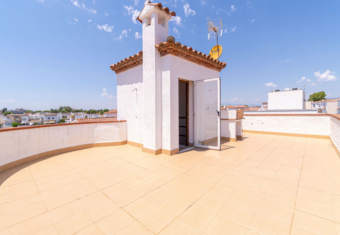 Villa in Empuriabrava - 0191-SANT MAURICI Haus mit Privatpool