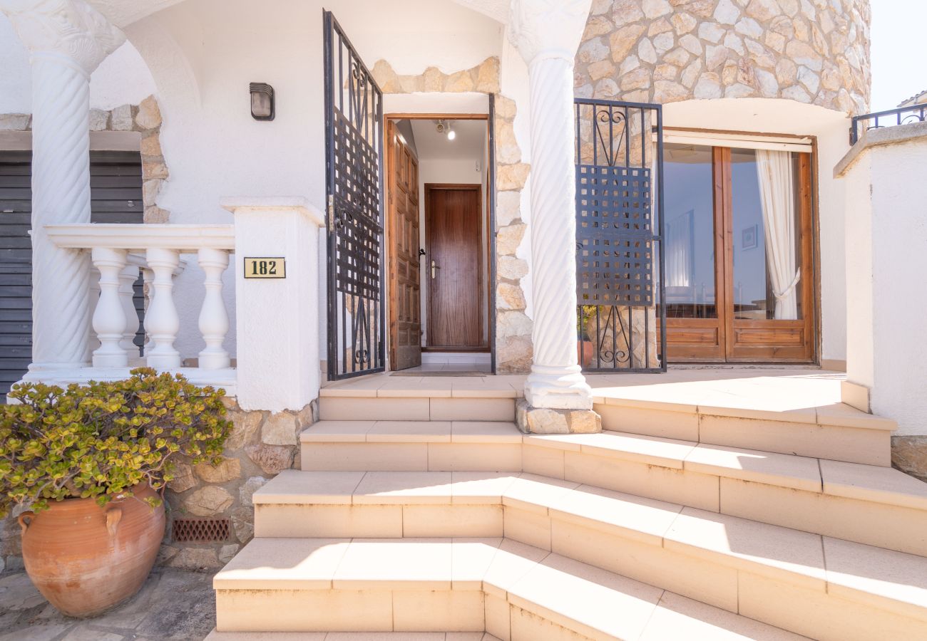 Villa in Empuriabrava - 0191-SANT MAURICI Haus mit Privatpool