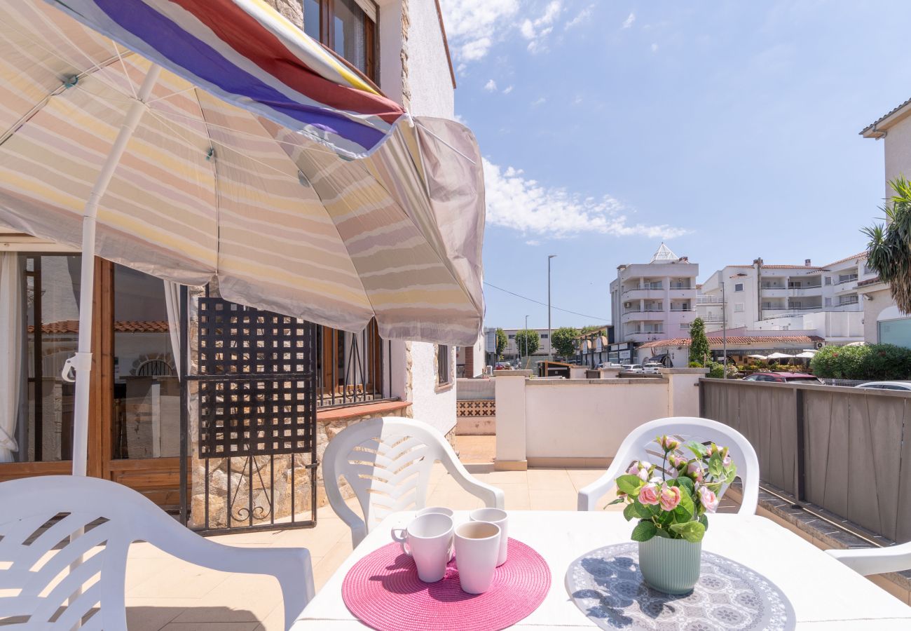 Villa in Empuriabrava - 0191-SANT MAURICI Haus mit Privatpool