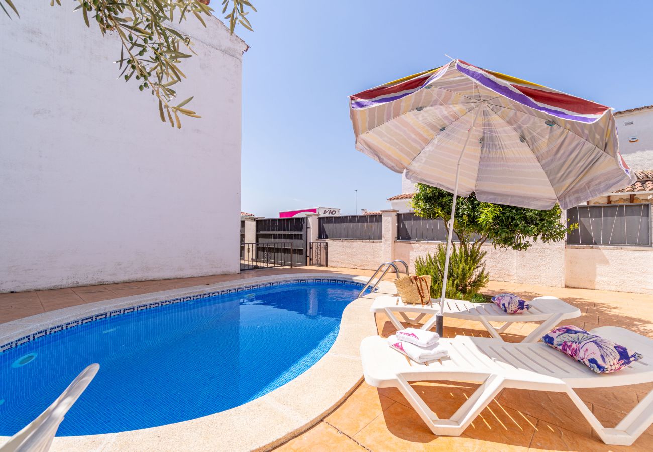 Villa in Empuriabrava - 0191-SANT MAURICI Haus mit Privatpool
