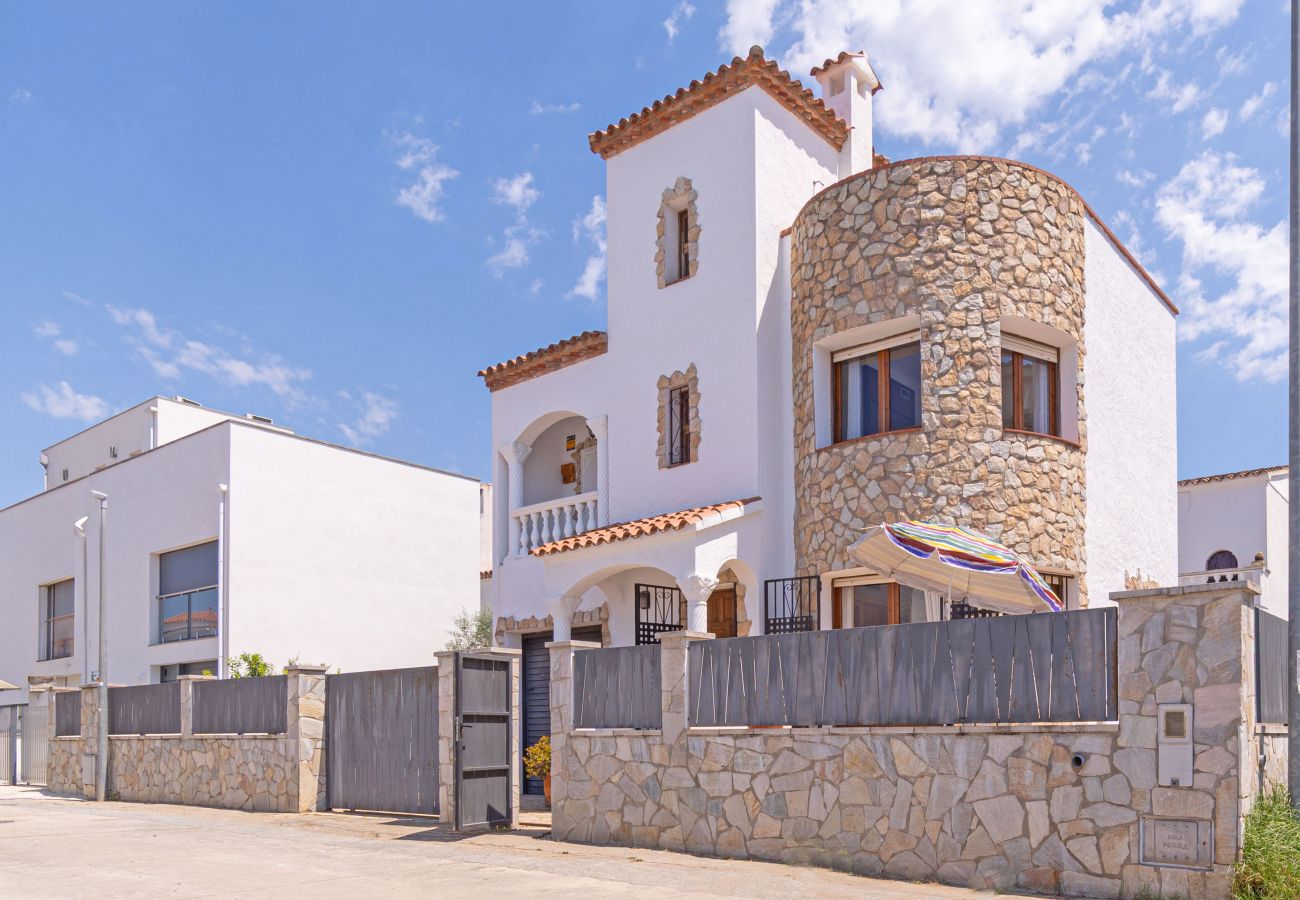Villa in Empuriabrava - 0191-SANT MAURICI Haus mit Privatpool