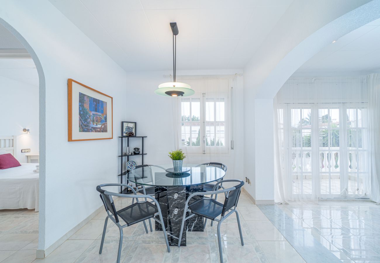 Villa in Empuriabrava - 0024-BAHIA  Haus mit 3 Schlafzimmer  in Strandnähe