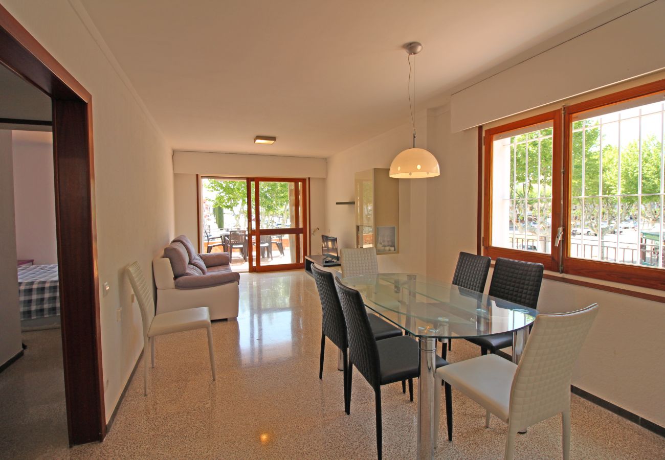 Ferienwohnung in Empuriabrava - 8001-SANT MORI Appartement in Strandnähe