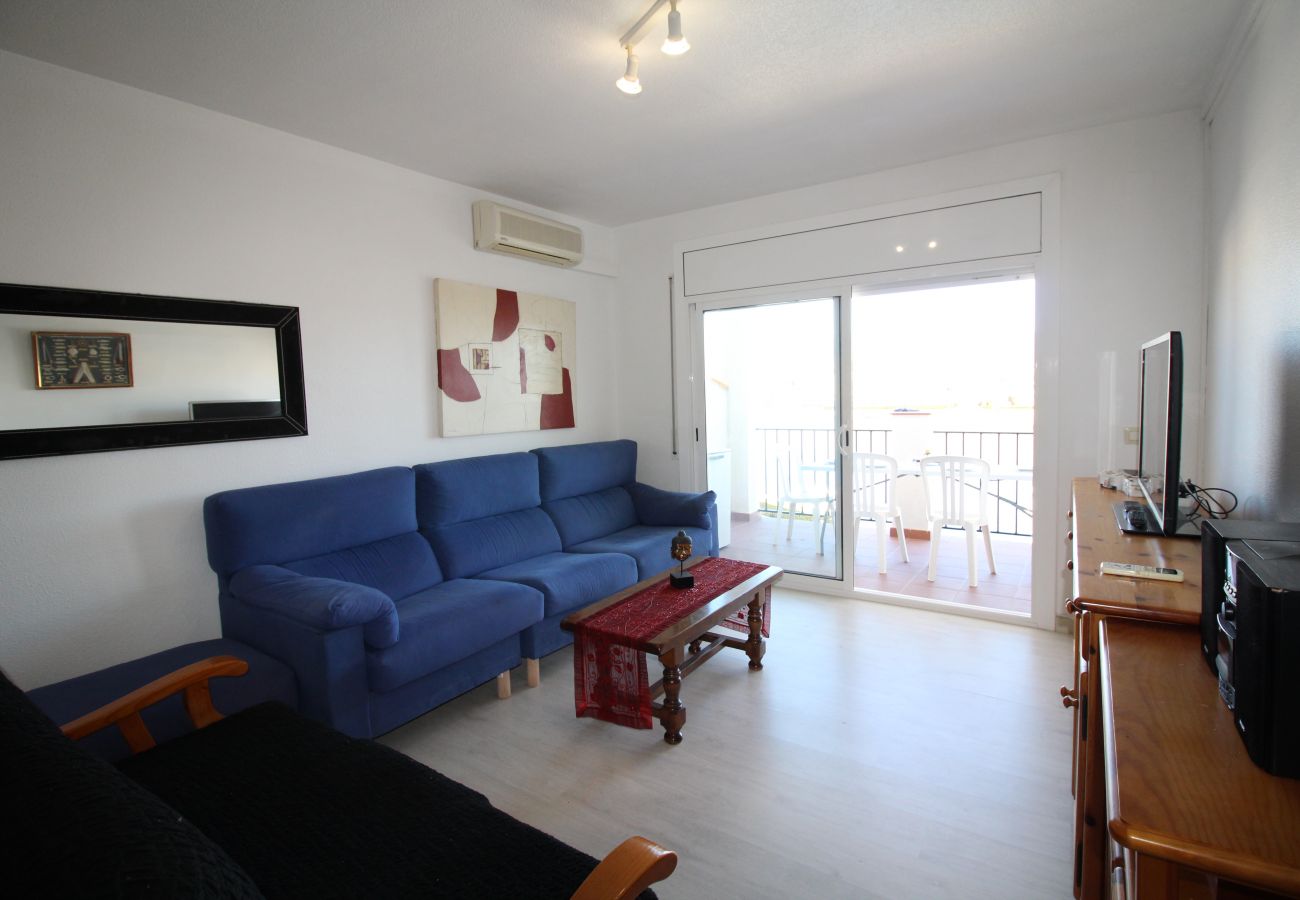 Ferienwohnung in Empuriabrava - 0136-SANT MAURICI Appartment mit Kanalblick und Gemeinschaftspool