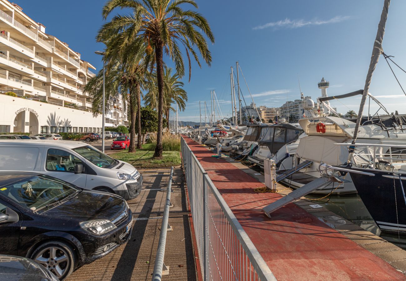 Ferienwohnung in Empuriabrava - 0180-PORT GREC Appartment mit Blick am Kanal