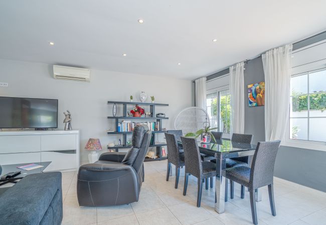 Villa in Empuriabrava - 0080-ALBERES Haus mit Pool Villa in Empuriabrava - 0080-ALBERES Haus mit Pool