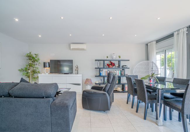 Villa in Empuriabrava - 0080-ALBERES Haus mit Pool Villa in Empuriabrava - 0080-ALBERES Haus mit Pool