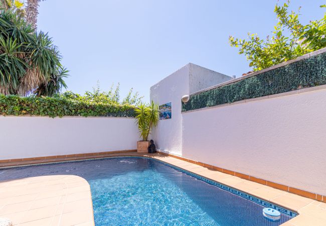 Villa in Empuriabrava - 0080-ALBERES Haus mit Pool Villa in Empuriabrava - 0080-ALBERES Haus mit Pool