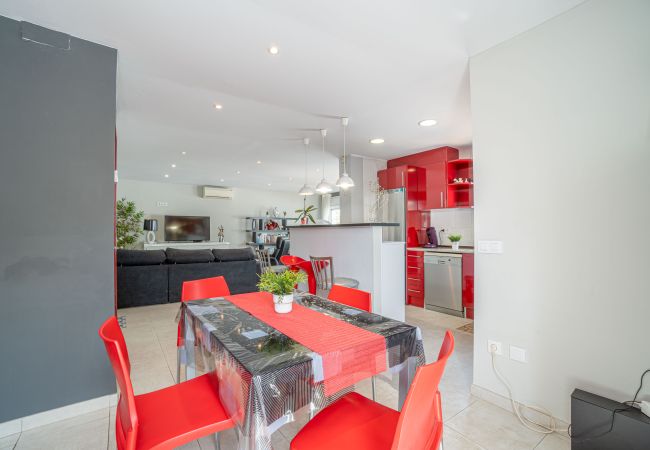 Villa in Empuriabrava - 0080-ALBERES Haus mit Pool Villa in Empuriabrava - 0080-ALBERES Haus mit Pool