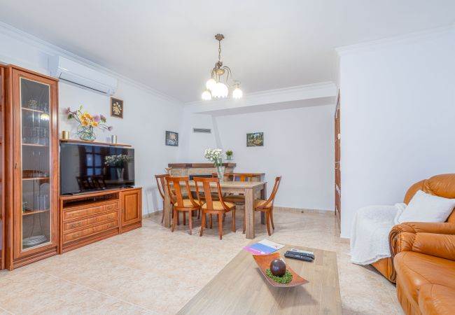 Villa in Empuriabrava - 0007-REQUESENS Haus mit Privatpool und WLAN Villa in Empuriabrava - 0007-REQUESENS Haus mit Privatpool und WLAN