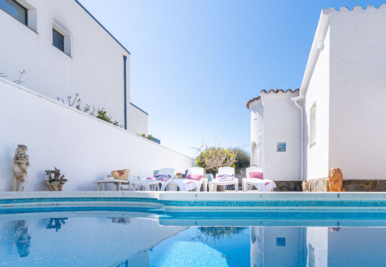 Villa in Empuriabrava - 0009-ALBERES Haus mit Pool