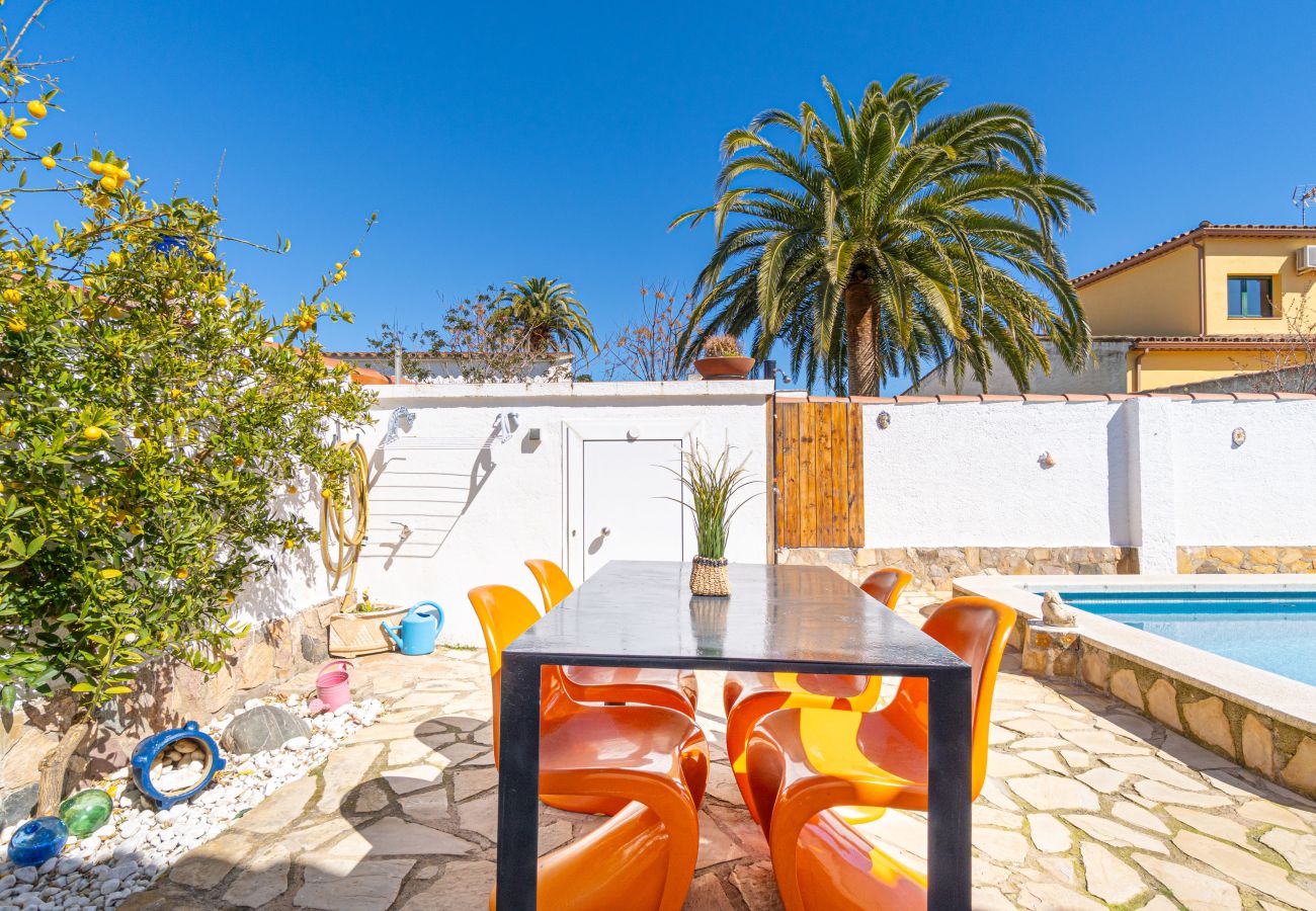 Villa in Empuriabrava - 0009-ALBERES Haus mit Pool