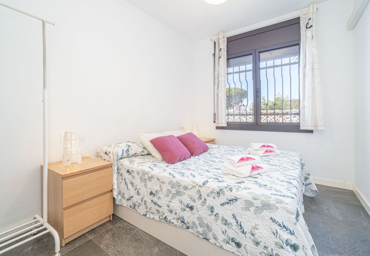 Villa in Empuriabrava - 0130-MONTGRI Haus mit Privatpool