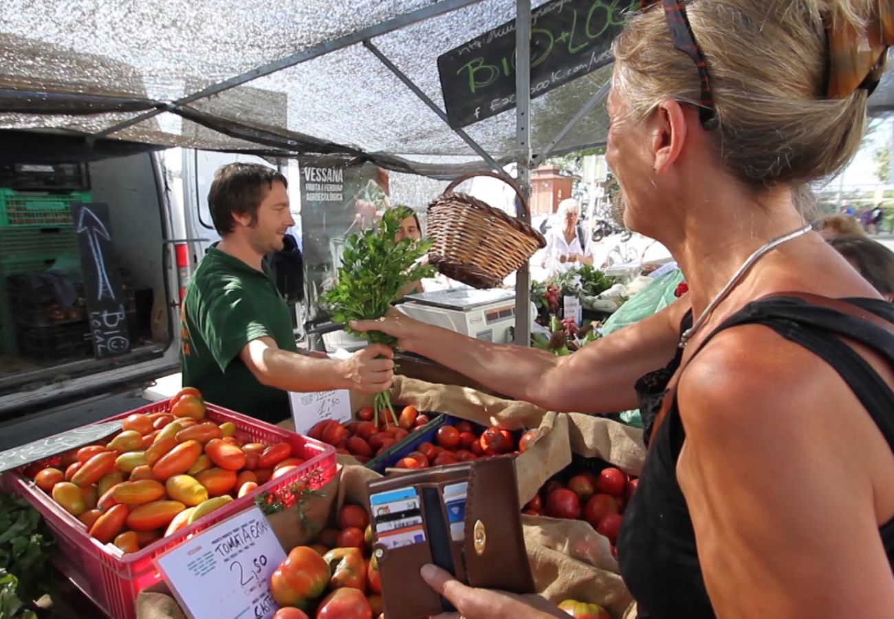 Ferienwohnung in Empuriabrava - 0088-MIRABLAU Ferienwohnung mit seitlichem Blick auf den Strand