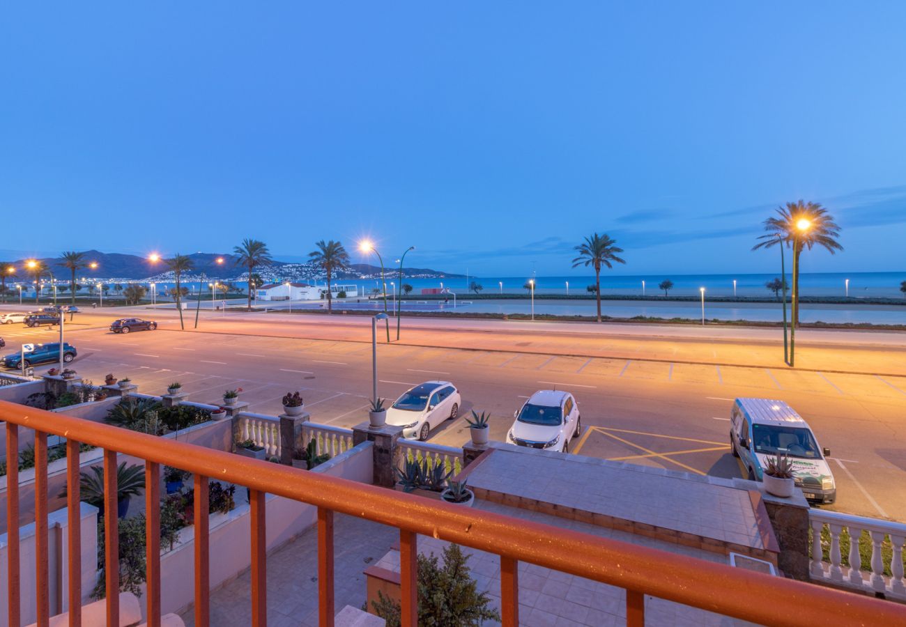 Ferienwohnung in Empuriabrava - 0090-MARENOSTRUM   Wohnung vor dem Meer