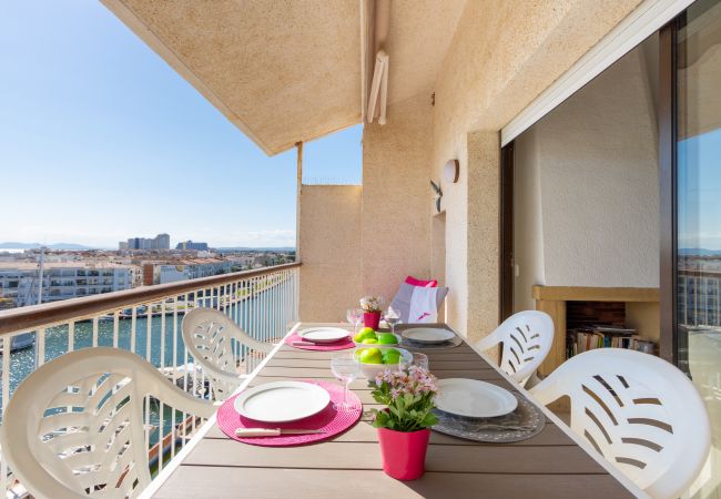 Apartment in Empuriabrava - 0161-PORT GREC Apartment with WIFI, canal and sea view Apartment in Empuriabrava - 0161-PORT GREC Apartment with WIFI, canal and sea view