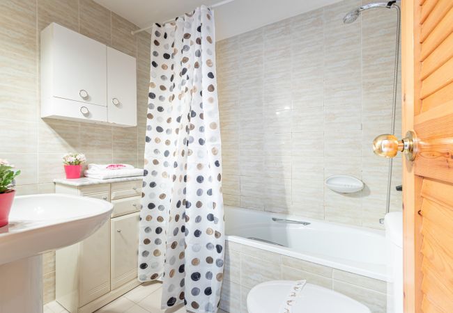 Apartment in Empuriabrava - 0161-PORT GREC Apartment with WIFI, canal and sea view Apartment in Empuriabrava - 0161-PORT GREC Apartment with WIFI, canal and sea view