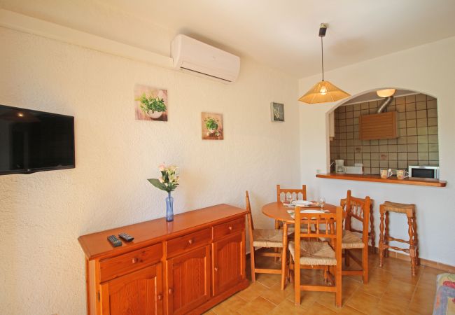 Studio in Empuriabrava - 0168-POBLAT TIPIC Studio near the beach Studio in Empuriabrava - 0168-POBLAT TIPIC Studio near the beach