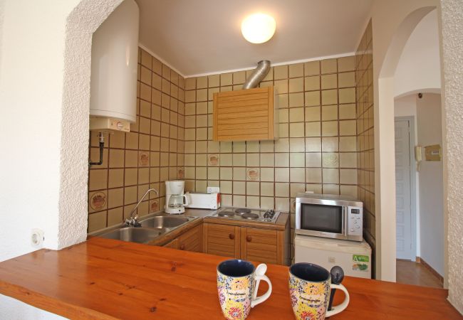 Studio in Empuriabrava - 0168-POBLAT TIPIC Studio near the beach Studio in Empuriabrava - 0168-POBLAT TIPIC Studio near the beach