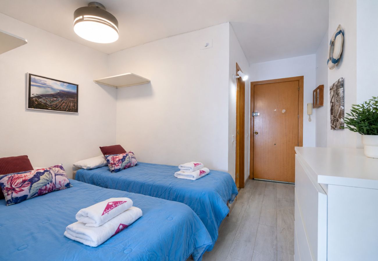Studio in Empuriabrava - 0110-MIAMI Studio with seaview
