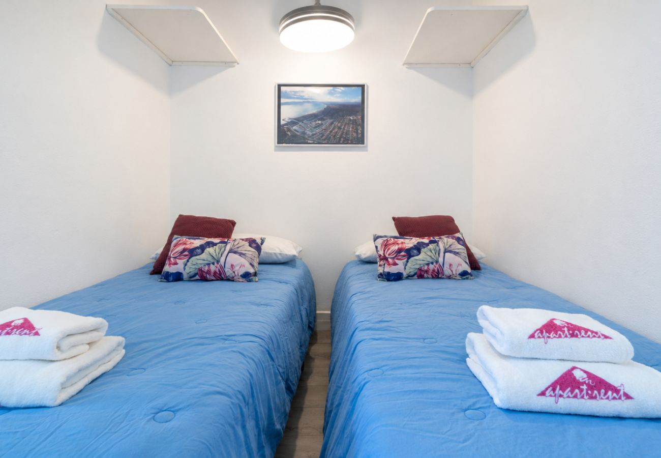 Studio in Empuriabrava - 0110-MIAMI Studio with seaview